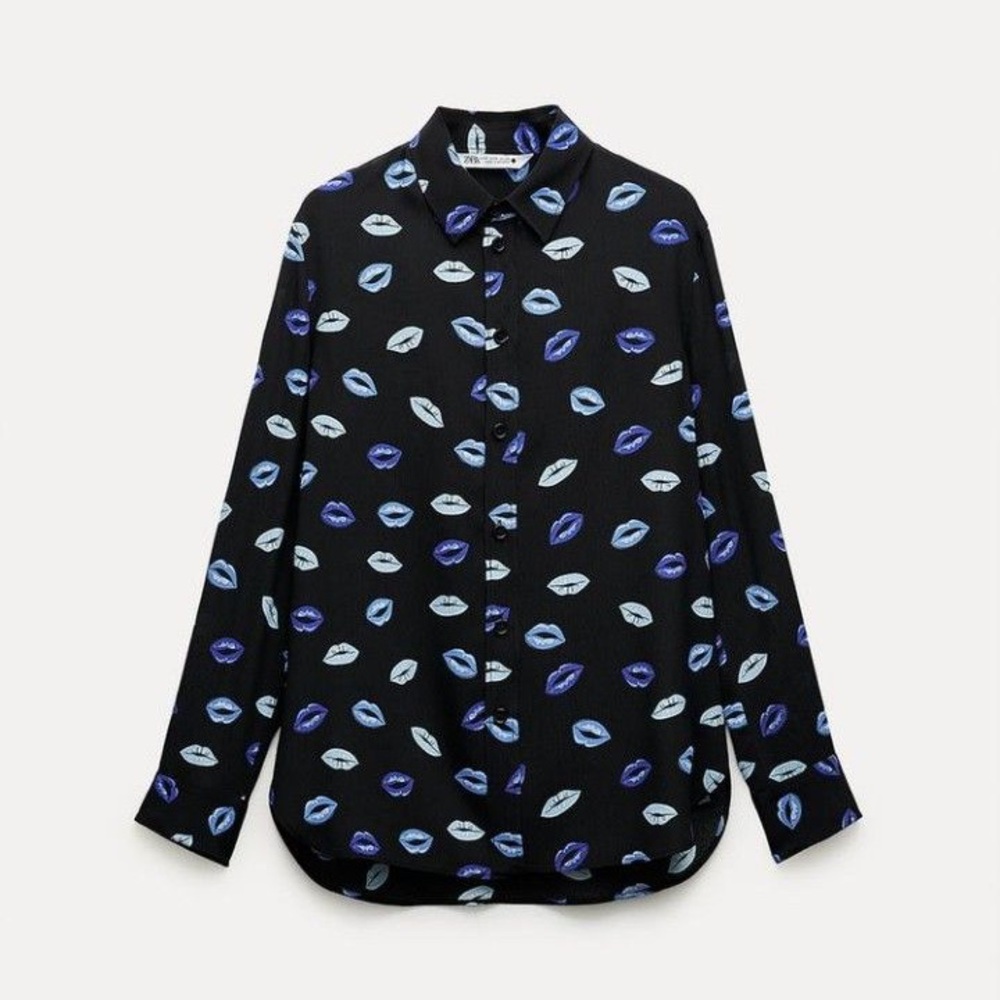 Womens Zara Lip Print Viscose Long Sleeve Button Up-XS-Black and Blue